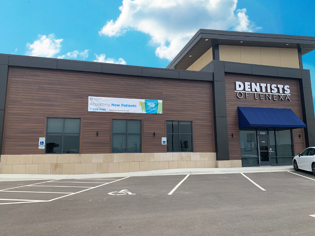 Dentists of Lenexa