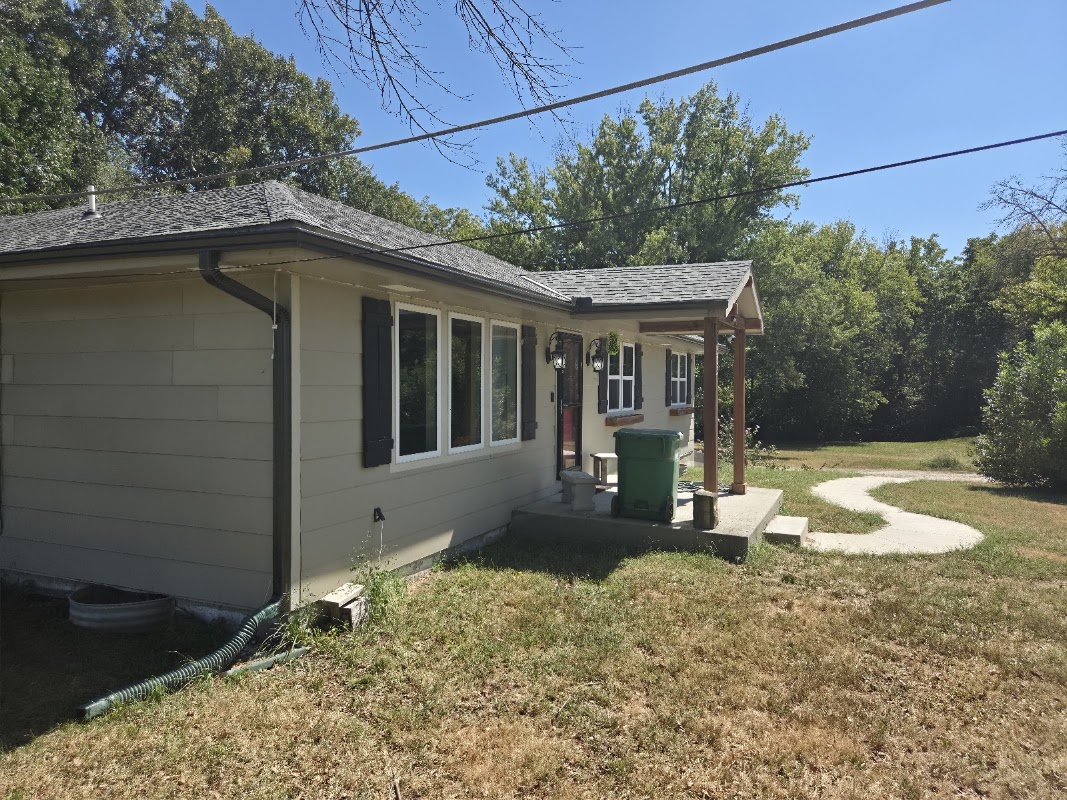 HT Roofing & Construction