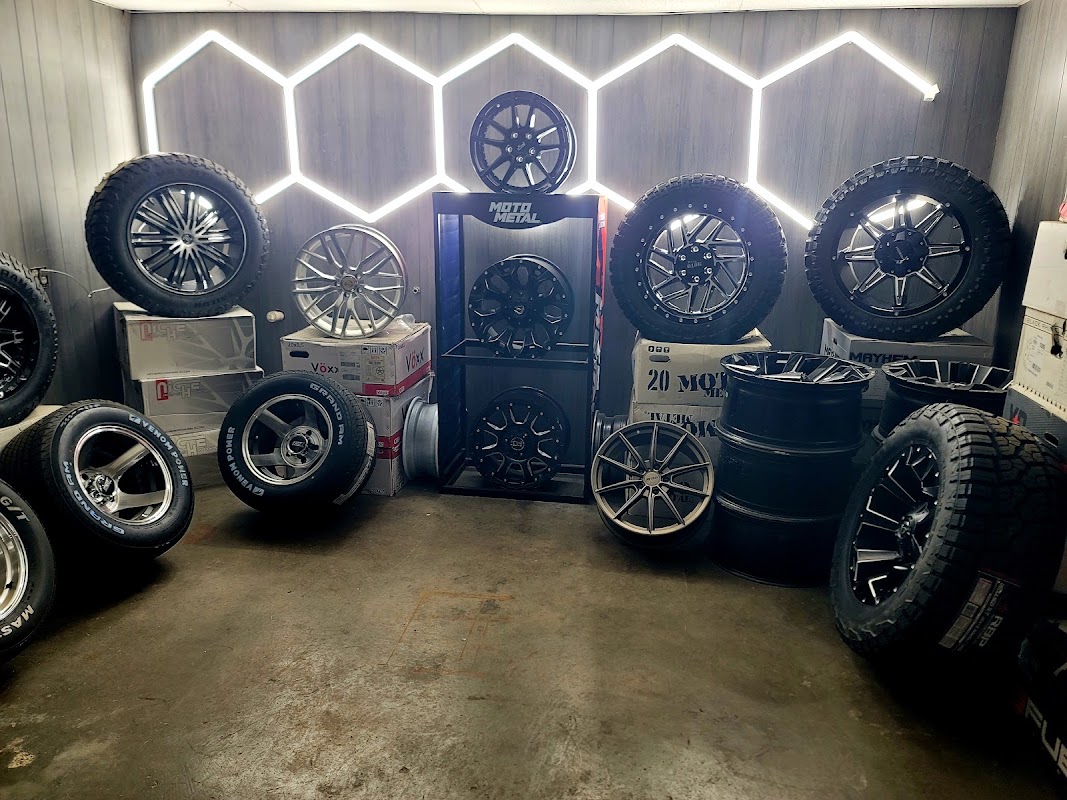 Moncho's Auto Care Maintenance Services LLC